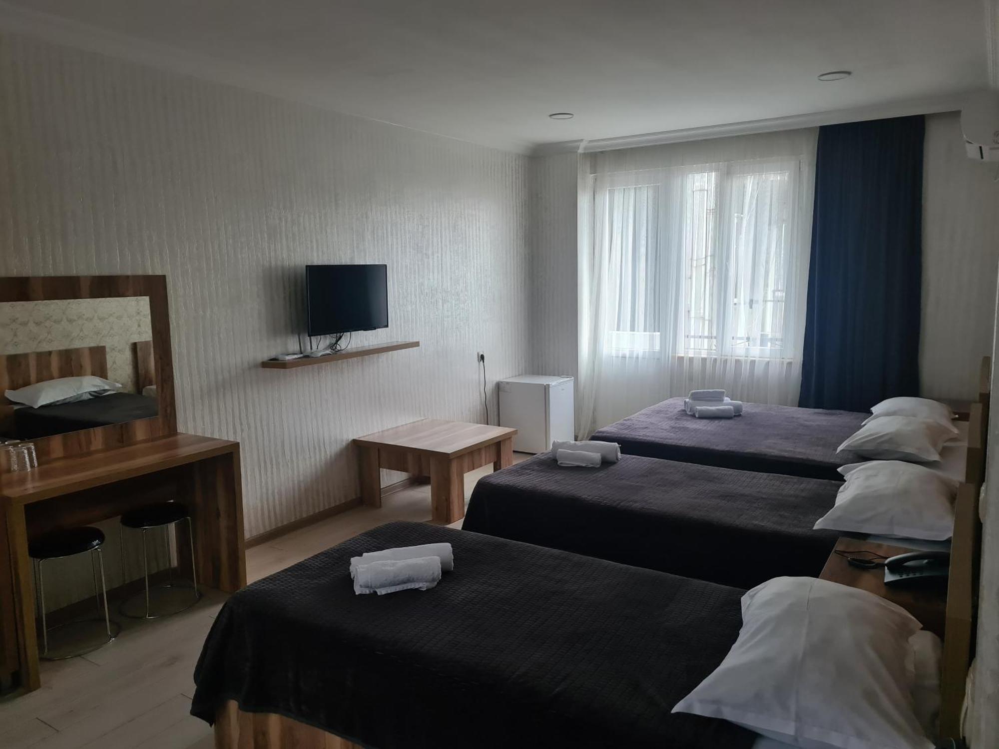 Mikepalace Batumi Værelse billede