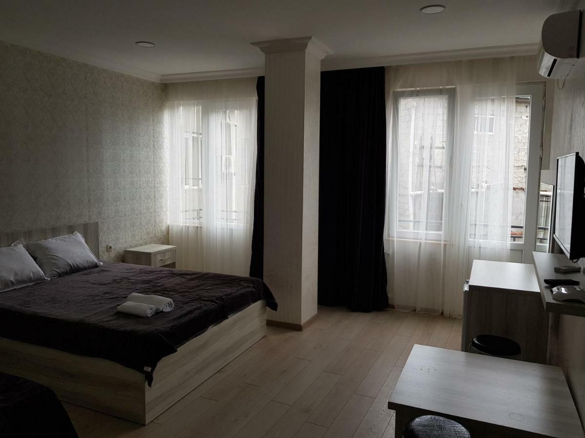 Mikepalace Batumi Eksteriør billede