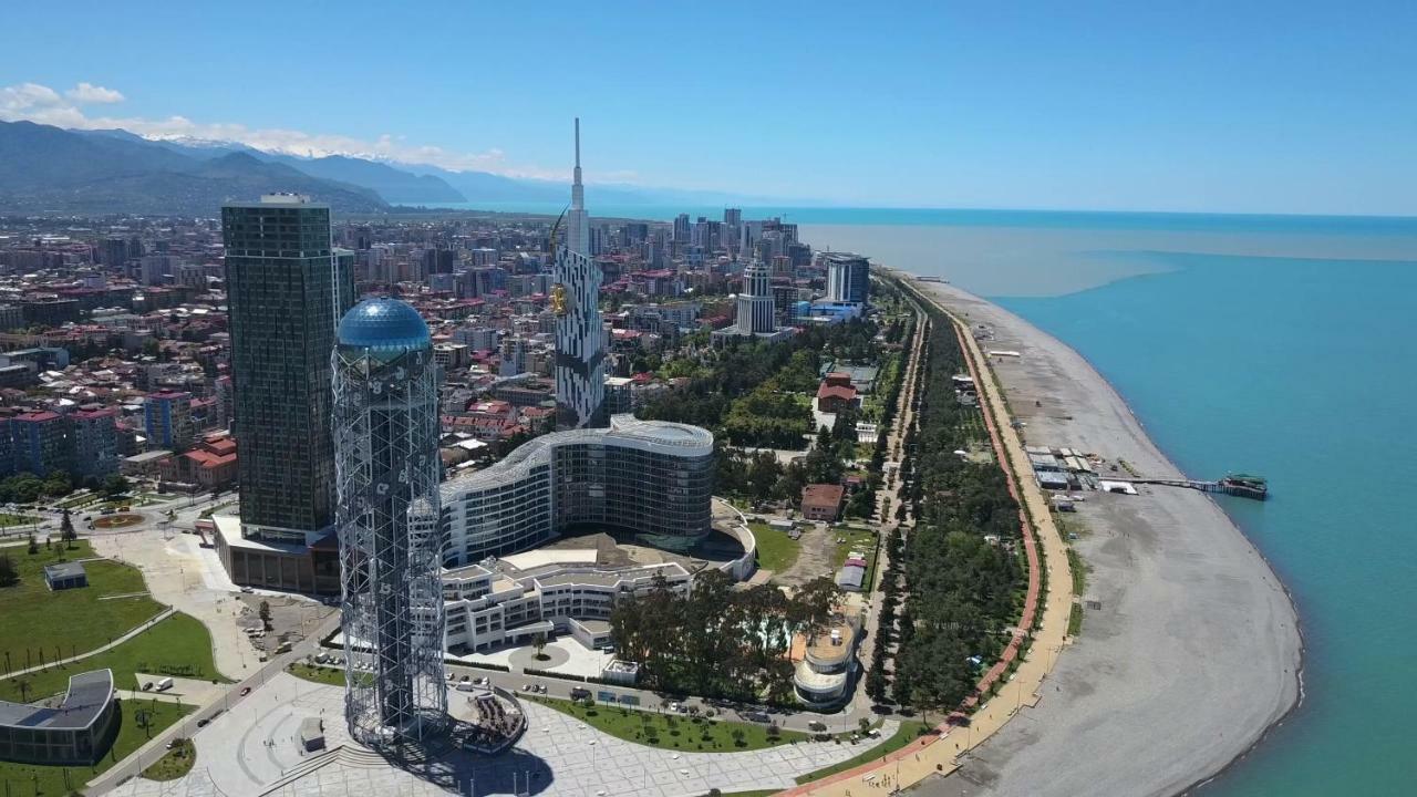 Mikepalace Batumi Eksteriør billede